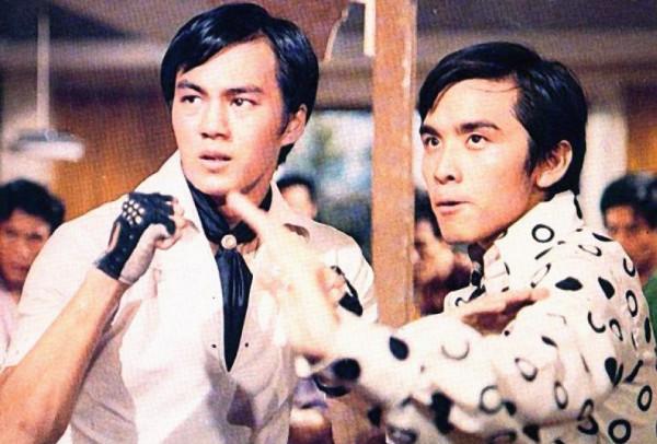 TVB頒獎禮！狄龍頒獎給姜大衛力破不和傳聞，兒子爆冷成雙料視帝