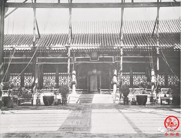 慈禧就寢時遭遇“神火飛鴉”空襲,是革命黨人的新式武器嗎? 慈禧就寢時遭遇“神火飛鴉”空襲,是革命黨人的新式武器嗎?