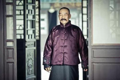 袁世凱問張作霖：你要軍隊還是地盤？張作霖回道：我想要您的金錶