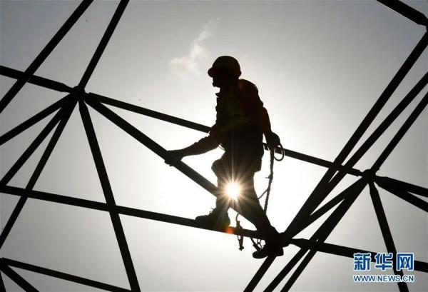 打工新鮮事 | 中秋詩會,看看這些打工者們的“月亮與六便士” 打工新鮮事 | 中秋詩會,看看這些打工者們的“月亮與六便士”