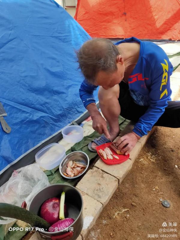 新藏線&lpar;反騎&rpar;無人區穿越第三天：松西&srarr;甜水海阿克賽欽盆地無人區