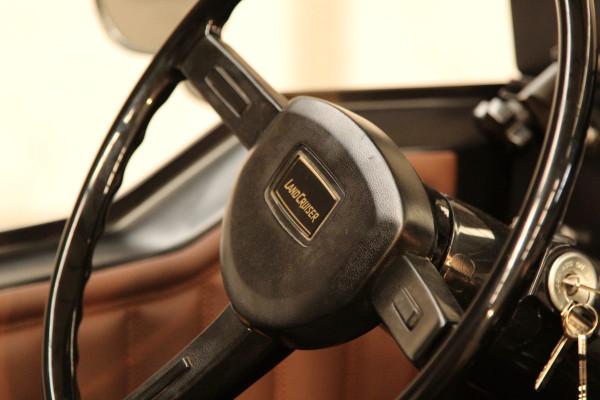 精品老爺車，豐田陸巡FJ40改裝大V8