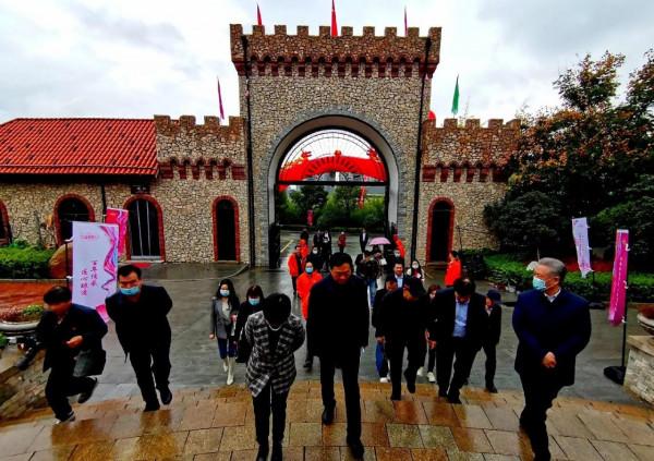 陝西安森曼窖藏赤霞珠乾紅葡萄酒獲法國國際葡萄酒大賽中國區金獎 陝西安森曼窖藏赤霞珠乾紅葡萄酒獲法國國際葡萄酒大賽中國區金獎