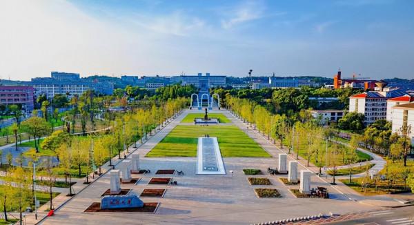 排名極具爭議的湘潭大學和長沙理工大學,到底誰更強?又強在哪? 排名極具爭議的湘潭大學和長沙理工大學,到底誰更強?又強在哪?