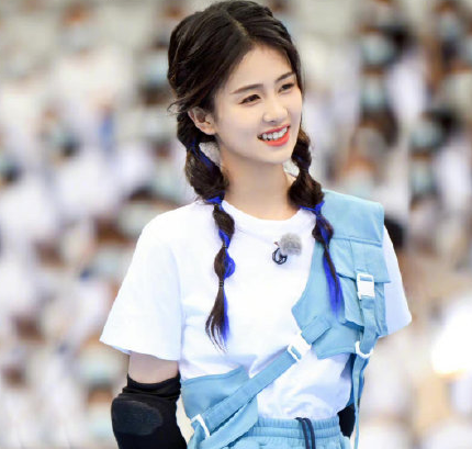 《奔跑吧黃河2》定檔，白鹿立下宣言，海報暴露新一季誰是隊長？