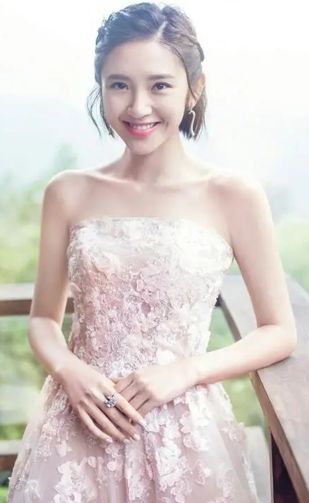 唐藝昕談30歲的戀愛觀——越優秀的人越難找到另一半