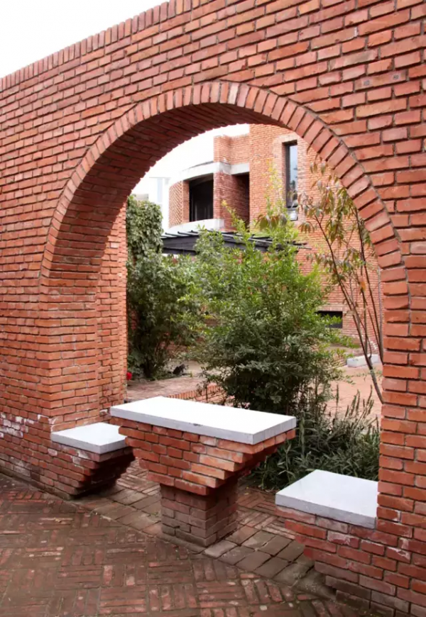 這才是紅磚該有的氣質