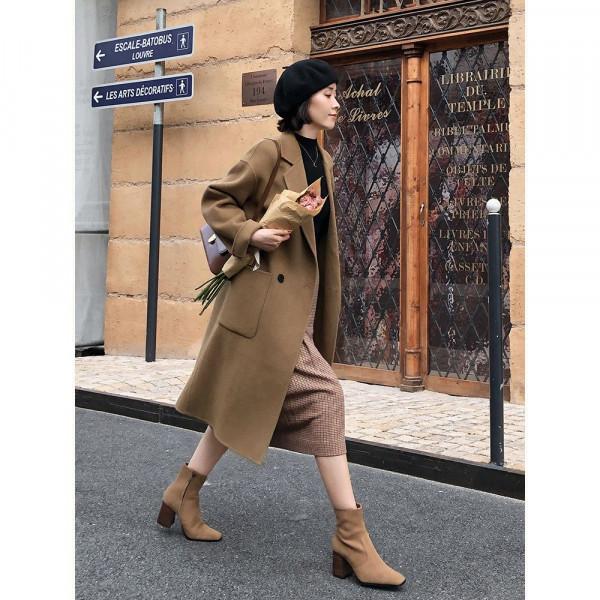 誰說小個子不能穿長大衣？看這位身高158博主的示範，思路很清晰