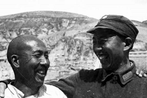 從農民到開國上將,王震10招擊敗許世友,主席曾為他破例 從農民到開國上將,王震10招擊敗許世友,主席曾為他破例