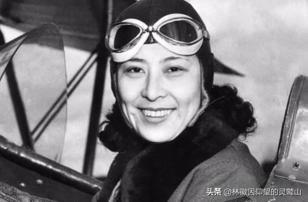 1950年5月，航校第一批飛行學員順利畢業