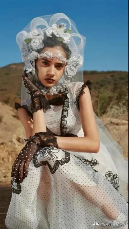 2022四大時裝週女裝T臺色彩流行趨勢