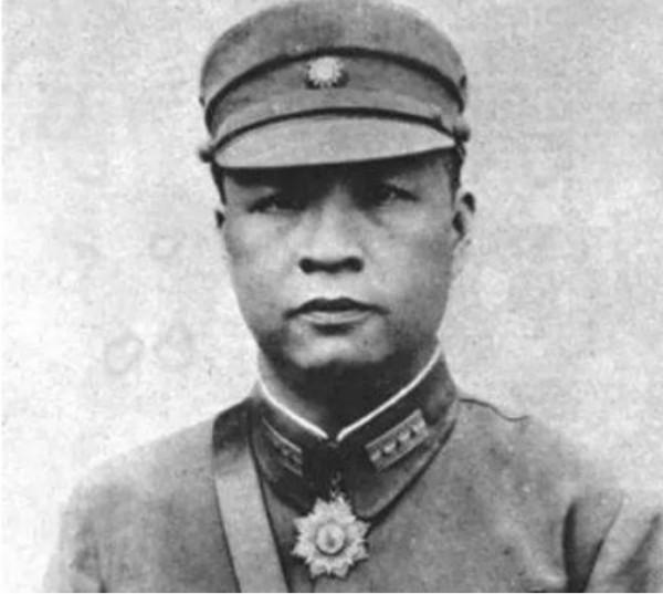 1935年一位紅軍軍長叛變，55年後含淚寫信給鄧小平：我想回故鄉