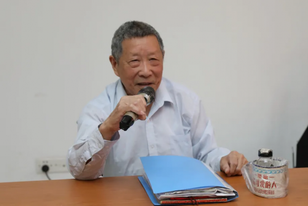 聽抗美援朝老兵李元春回憶崢嶸歲月｜致敬最可愛的人