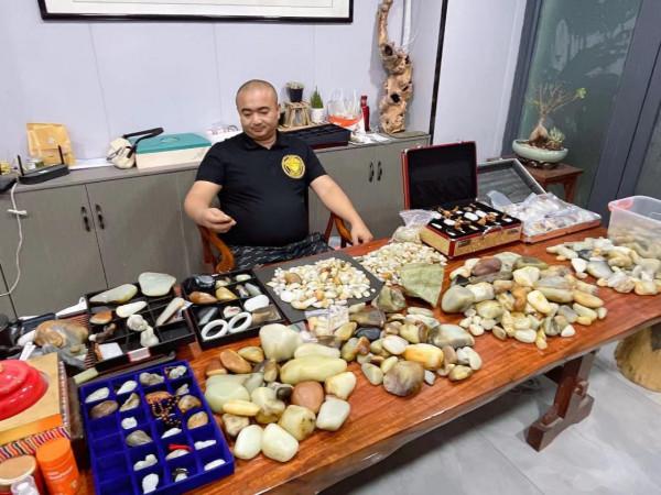 為什麼很多人玩了十幾年古玉，發出來的藏品還是一眼假呢？