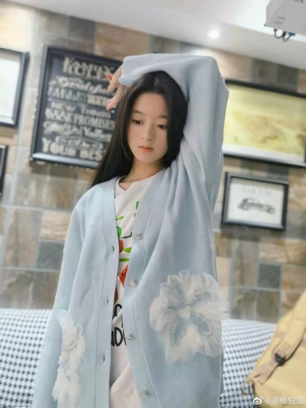 還記得《楚喬傳》裡的小楚喬嗎？14歲的她現在長這樣？