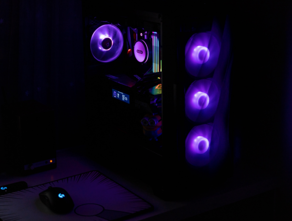 懶癌玩家的書房，小電競桌面改造雜談