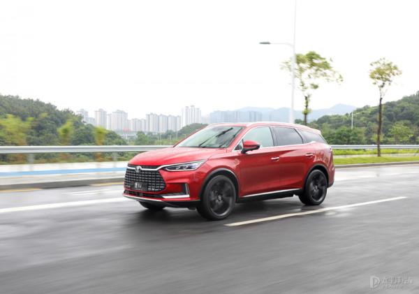 4.4s破百，帶刀片電池！2021款唐EV變化有多大？老車主都羨慕了