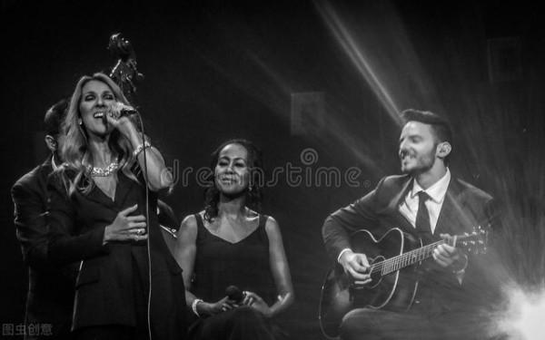 電影《泰坦尼克號》席琳迪翁病情惡化,這種病疼痛得她幾乎癱瘓 電影《泰坦尼克號》席琳迪翁病情惡化,這種病疼痛得她幾乎癱瘓