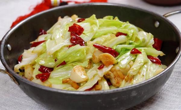 河南70後夫妻的家常晚餐，在朋友圈火了，網友：好吃不貴營養高