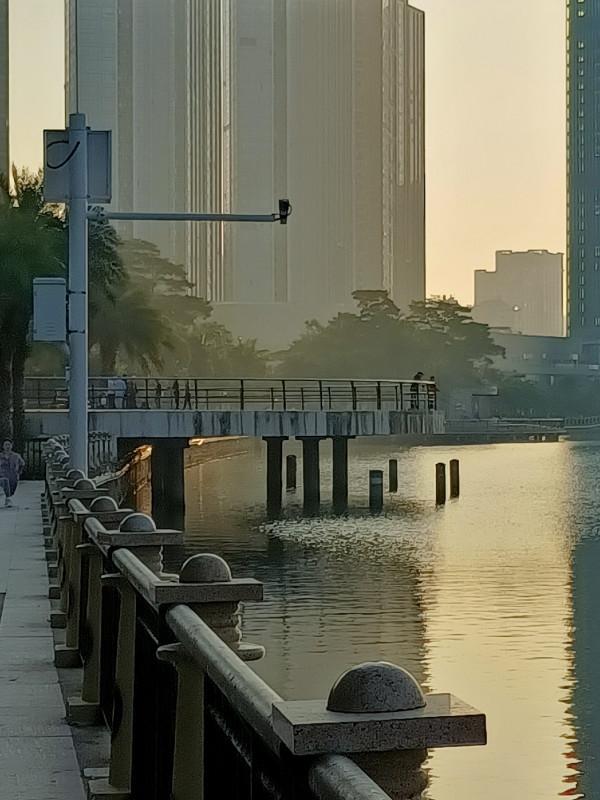 苦守大魚不如改變釣法，說不定也會有驚喜