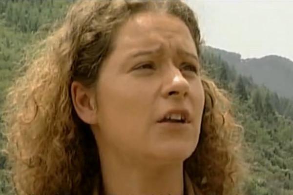 抗美援朝50週年,美國記者帶來4副畫像,揭開5名女兵失蹤之謎 抗美援朝50週年,美國記者帶來4副畫像,揭開5名女兵失蹤之謎