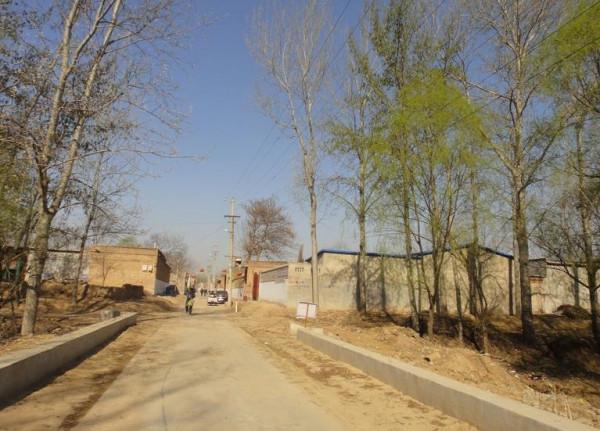 一個家庭能否興旺發達，表面靠金錢，實際靠智慧