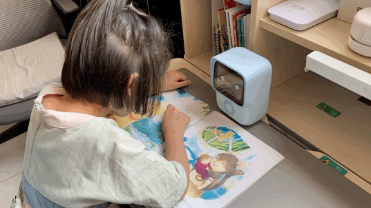 寓教於樂,時刻陪伴兒童讀繪本--機器島繪本閱讀機器人評測 寓教於樂,時刻陪伴兒童讀繪本--機器島繪本閱讀機器人評測