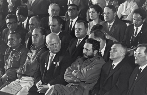 傳奇人物卡斯特羅:躲過634次暗殺,熬走10屆美國總統的拉美硬漢 傳奇人物卡斯特羅:躲過634次暗殺,熬走10屆美國總統的拉美硬漢