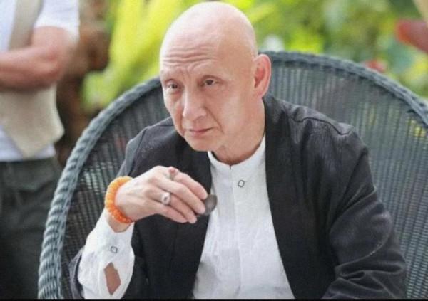 8位反派老戲骨,長著副惡人臉,心裡住著大暖男,在家還是妻管嚴 8位反派老戲骨,長著副惡人臉,心裡住著大暖男,在家還是妻管嚴