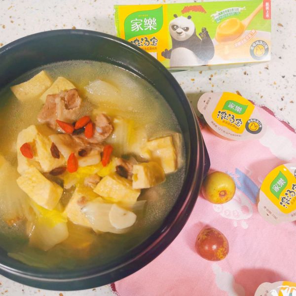 白菜五花肉燉凍豆腐粉條.「濃湯寶版」