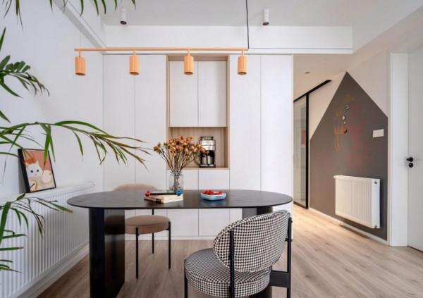 難怪越來越多人不要茶几，看了她80㎡新家，氛圍真讓人羨慕