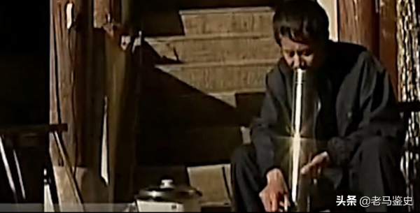 雲南30歲男子口臭駭人，只因&quot;腦中藏10釐米長刀&quot;，最終結局如何？