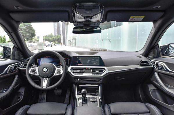 寶馬4系四門轎跑正式上市，價格略微上漲，售價37.38萬起