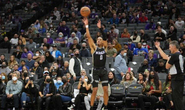 12號秀爆發,3場轟72+14+32,爛隊終於挖到寶!1.6億先生給他讓路 12號秀爆發,3場轟72+14+32,爛隊終於挖到寶!1.6億先生給他讓路