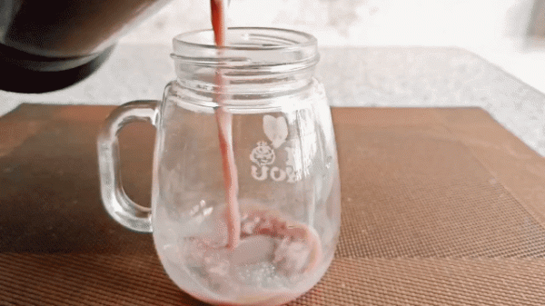 天冷了，老年人要記得吃8種“護心”食物，價格不高，人人吃得起