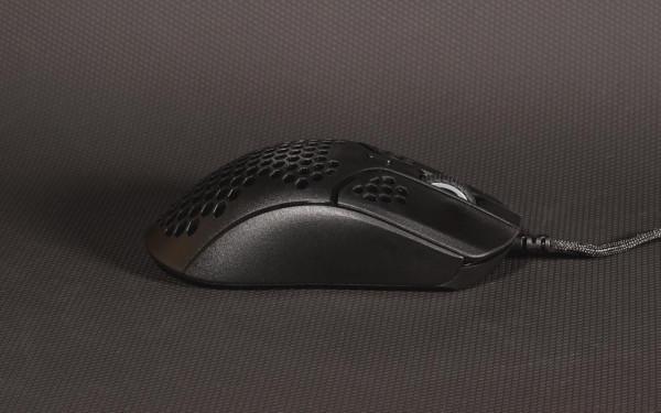 HyperX旋火滑鼠測評:59g超輕重量,鏤空設計,16000DPI高效能 HyperX旋火滑鼠測評:59g超輕重量,鏤空設計,16000DPI高效能