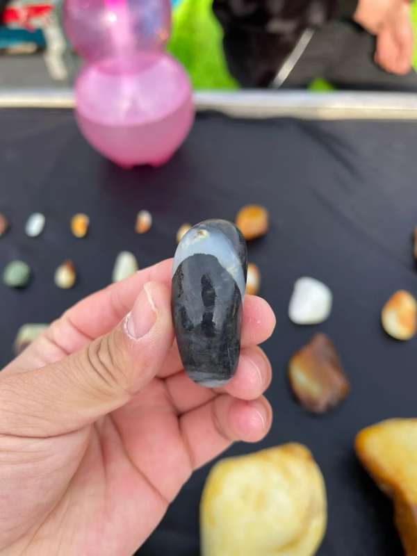 2021翻篇啦 · 如今和田玉石巴扎的行情怎樣