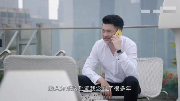 45歲才憑“佟年爸”走紅，一年16部待播劇，下一個叔圈頂流？