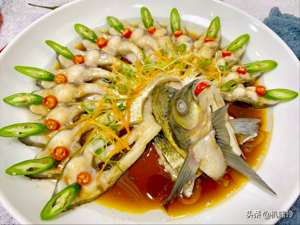 年夜飯15道硬菜，用料製作簡單，寓意虎年萬事如意，美味又好吃