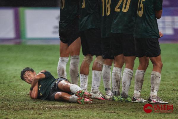 新疆隊1：2負於浙江隊奪得全運會男足U20亞軍