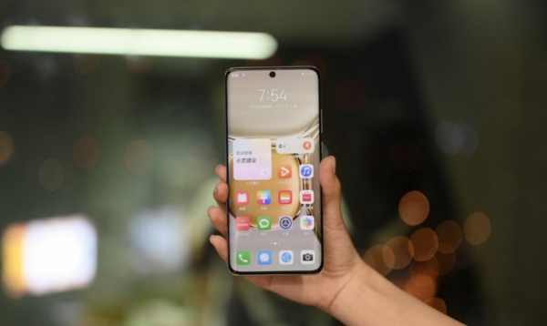 華為P60來了！華為P60新爆料：搭載4nm驍龍898，外觀依舊靚麗多彩