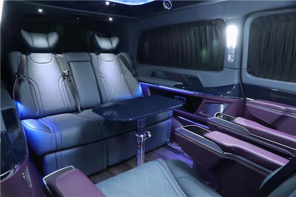 新款鉑馳維努斯系列黑金款七座商務車,義大利設計師聯合打造 新款鉑馳維努斯系列黑金款七座商務車,義大利設計師聯合打造