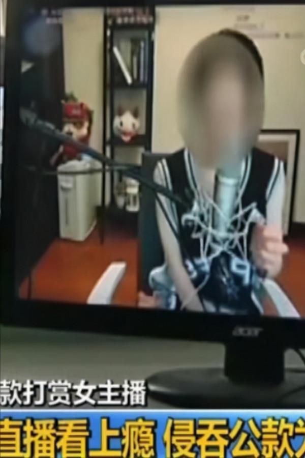 被時代拋棄的“直播一姐”馮提莫，她做錯了什麼？走向涼涼