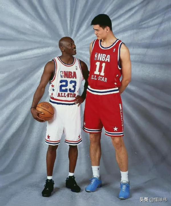 弗蘭西斯回憶老隊友姚明的第一次全明星之旅，深受喬丹和科比喜歡