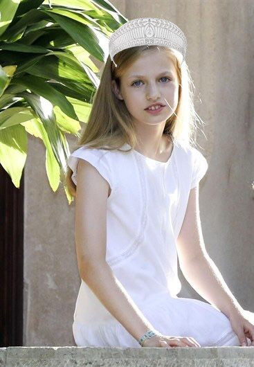 西班牙王室的8頂冠冕，萊昂諾爾和索菲亞戴上會如何呢，太漂亮了