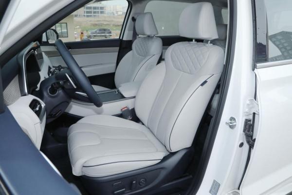 現代進口中大型SUV，配3.5L+8AT，車長近5米，帶你看帕里斯帝