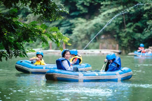 安吉漂流不二之選仙龍峽：2km峽谷溯溪漂流、2h清涼體驗