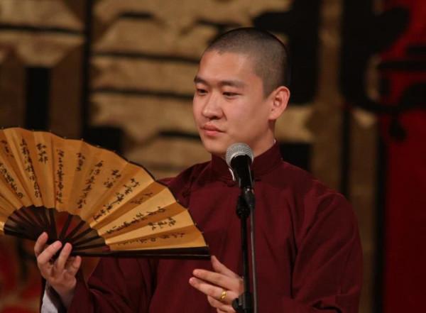 曹雲金與郭德綱反目後，被傳事業遇瓶頸，如今新劇被新聞聯播推薦