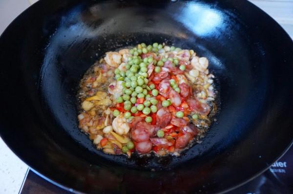 減肥期間就吃紫米海鮮飯，營養低脂，口感香糯味道很好