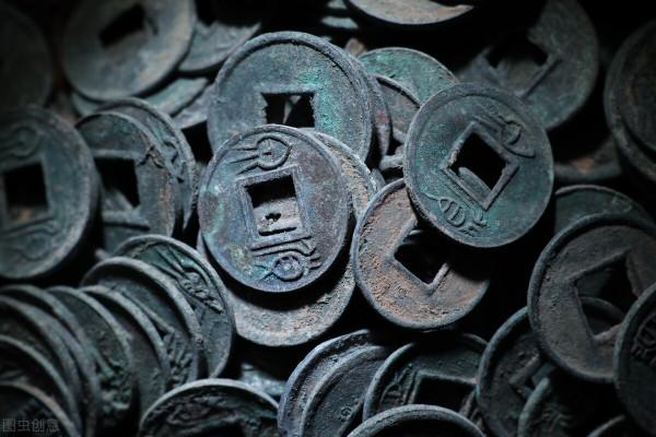 奇趣物理知識：有人能穿越時空嗎？歷史上這幾個人有點像